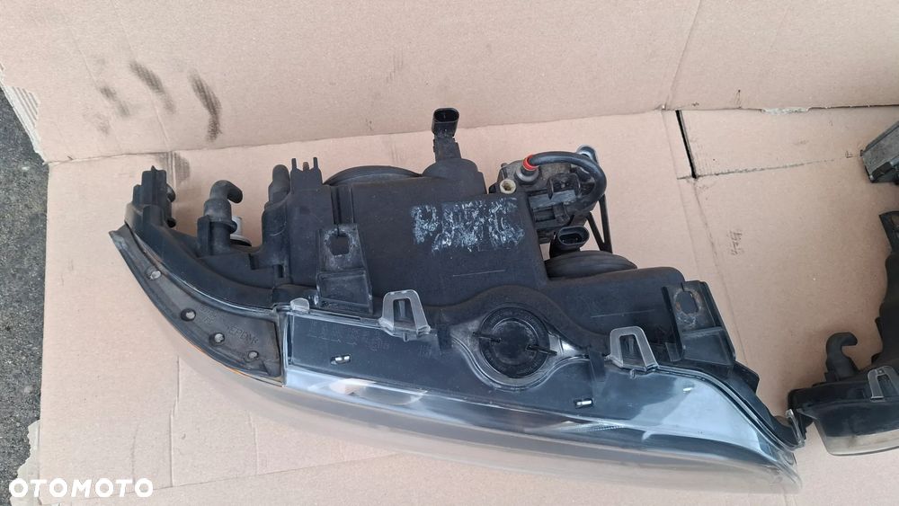 BMW E39 LIFT LAMPA PRAWA LEWA XENON - 5