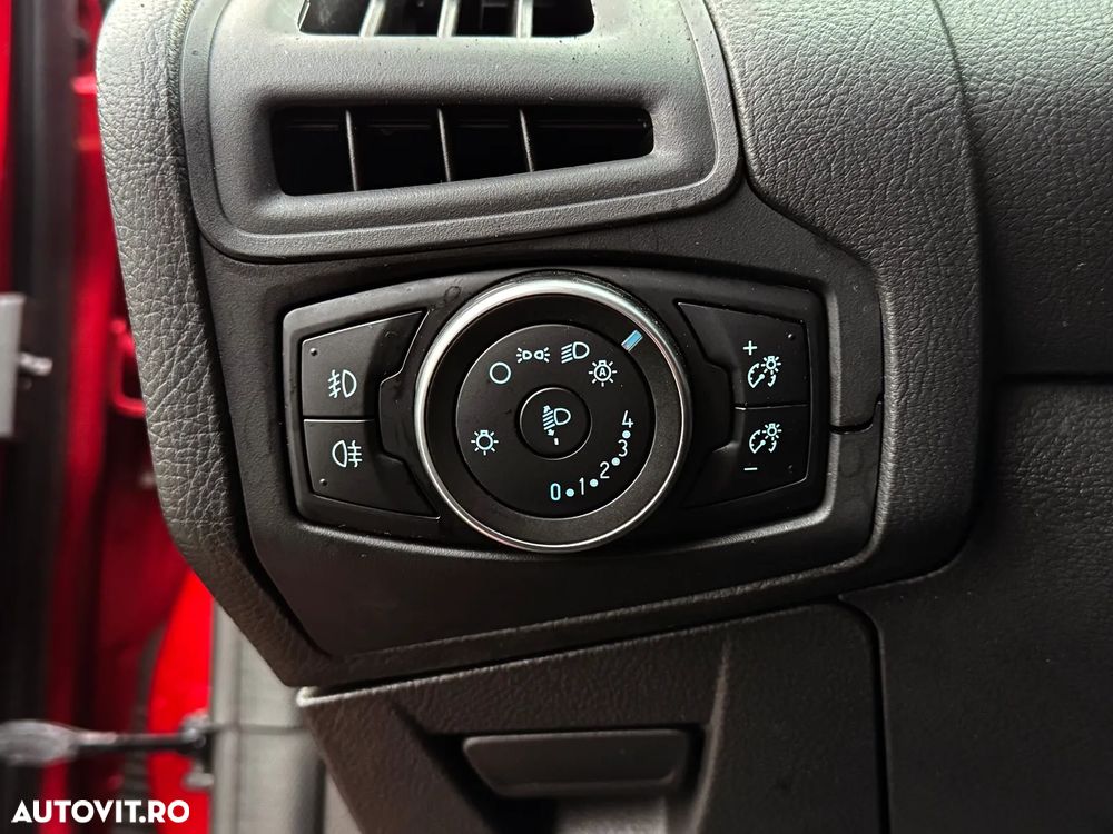 Ford Focus 1.5 TDCi Titanium - 29