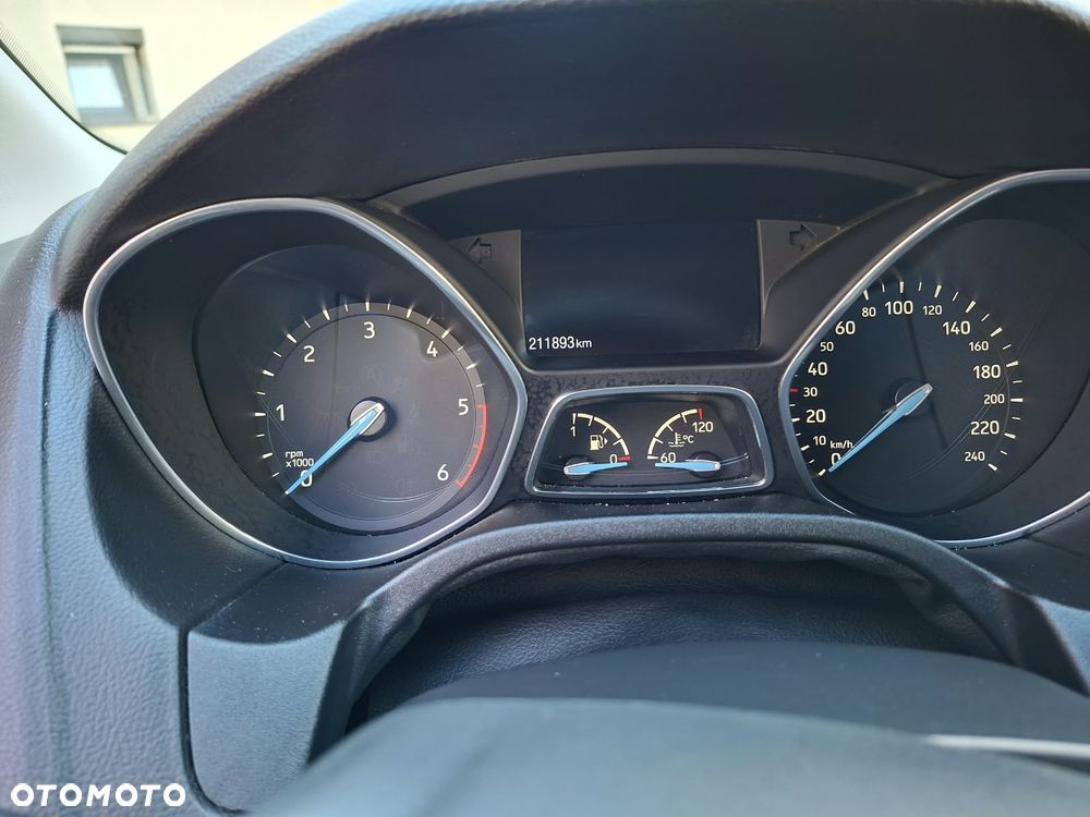 Ford Focus 1.5 TDCi DPF Start-Stopp-System Business - 4