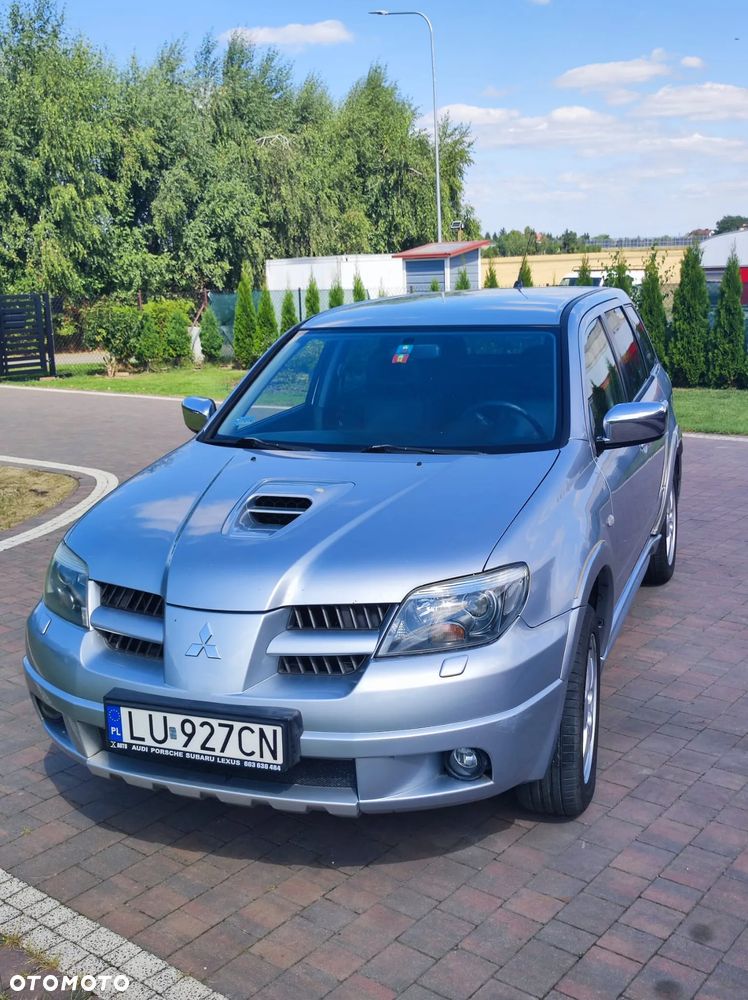 Mitsubishi Outlander 2.0 Turbo - 15