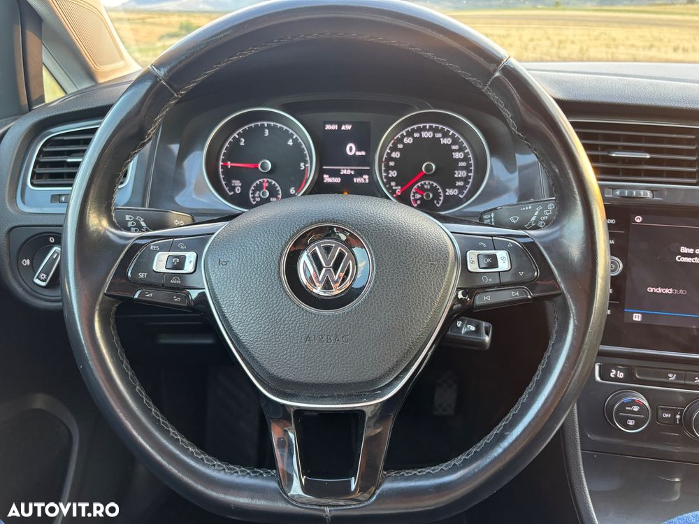 Volkswagen Golf 1.6 TDI SCR Comfortline - 9