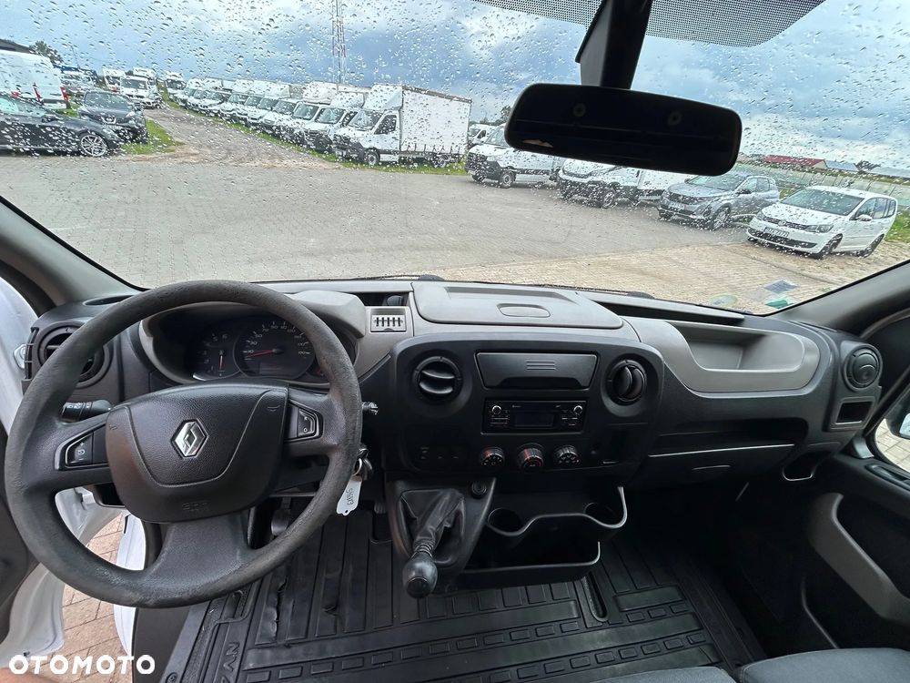 Renault Master - 10