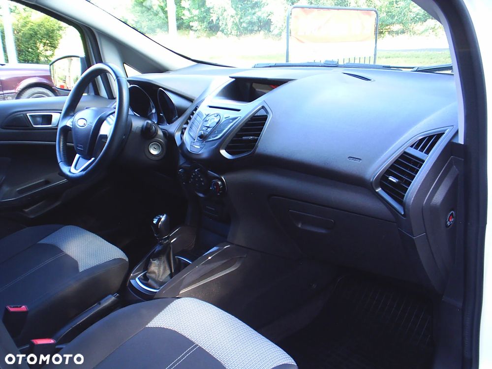 Ford EcoSport - 8