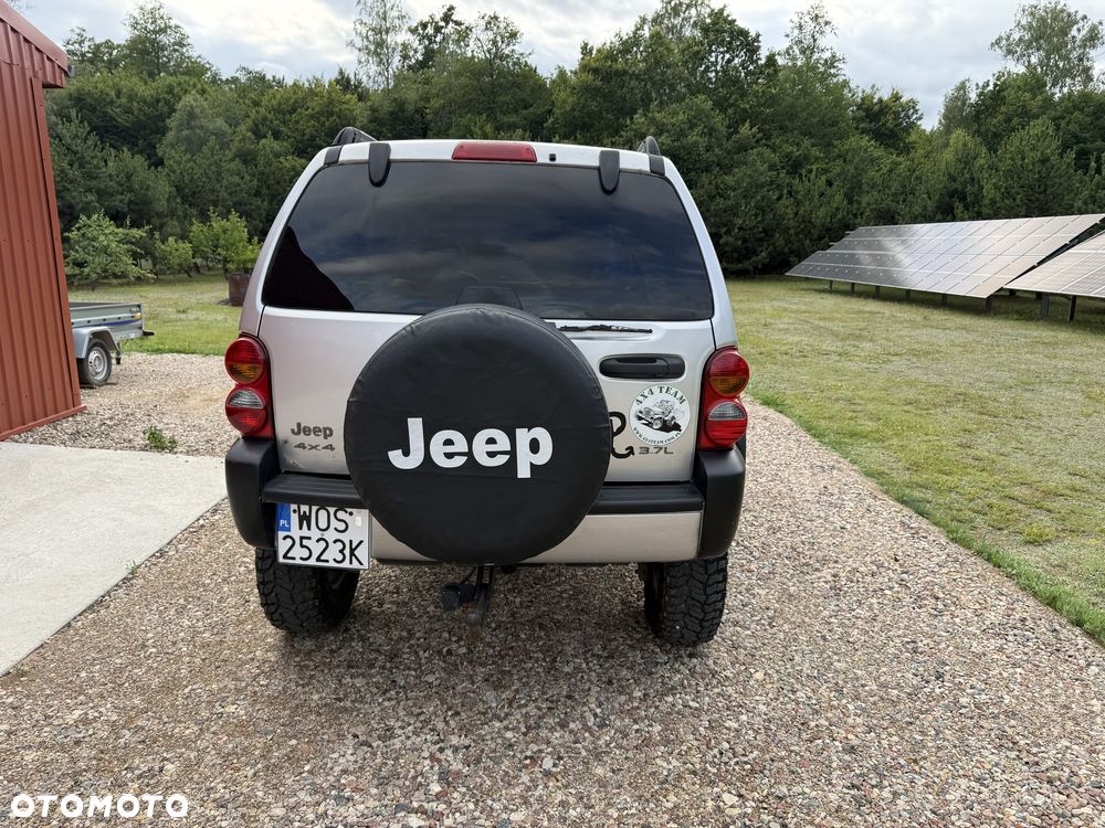 Jeep Liberty - 5