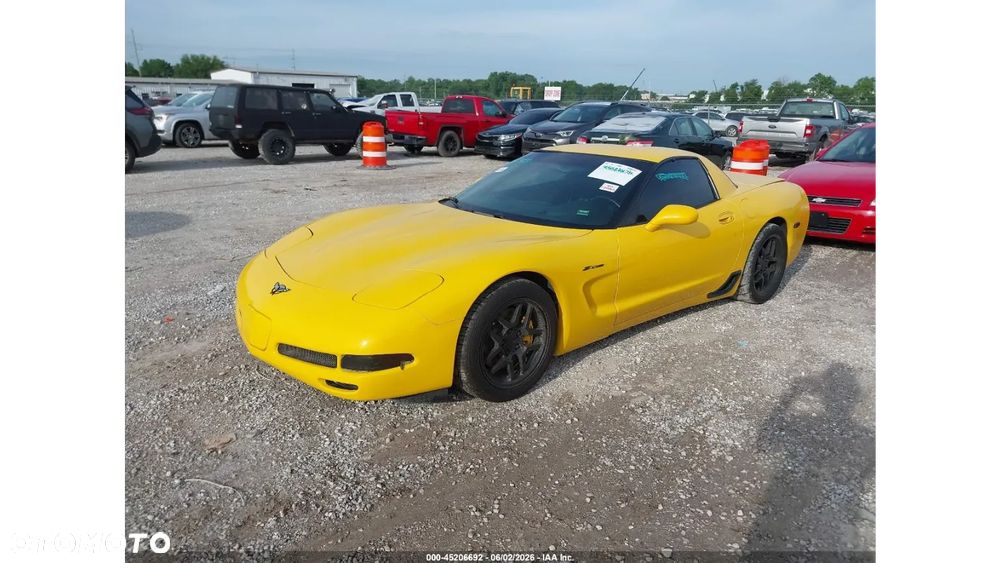 Chevrolet Corvette - 1