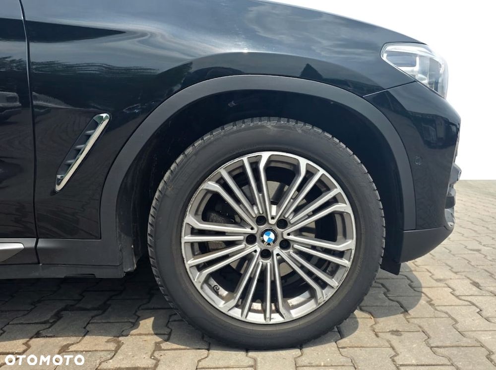 BMW X3 xDrive20i GPF Luxury Line - 9
