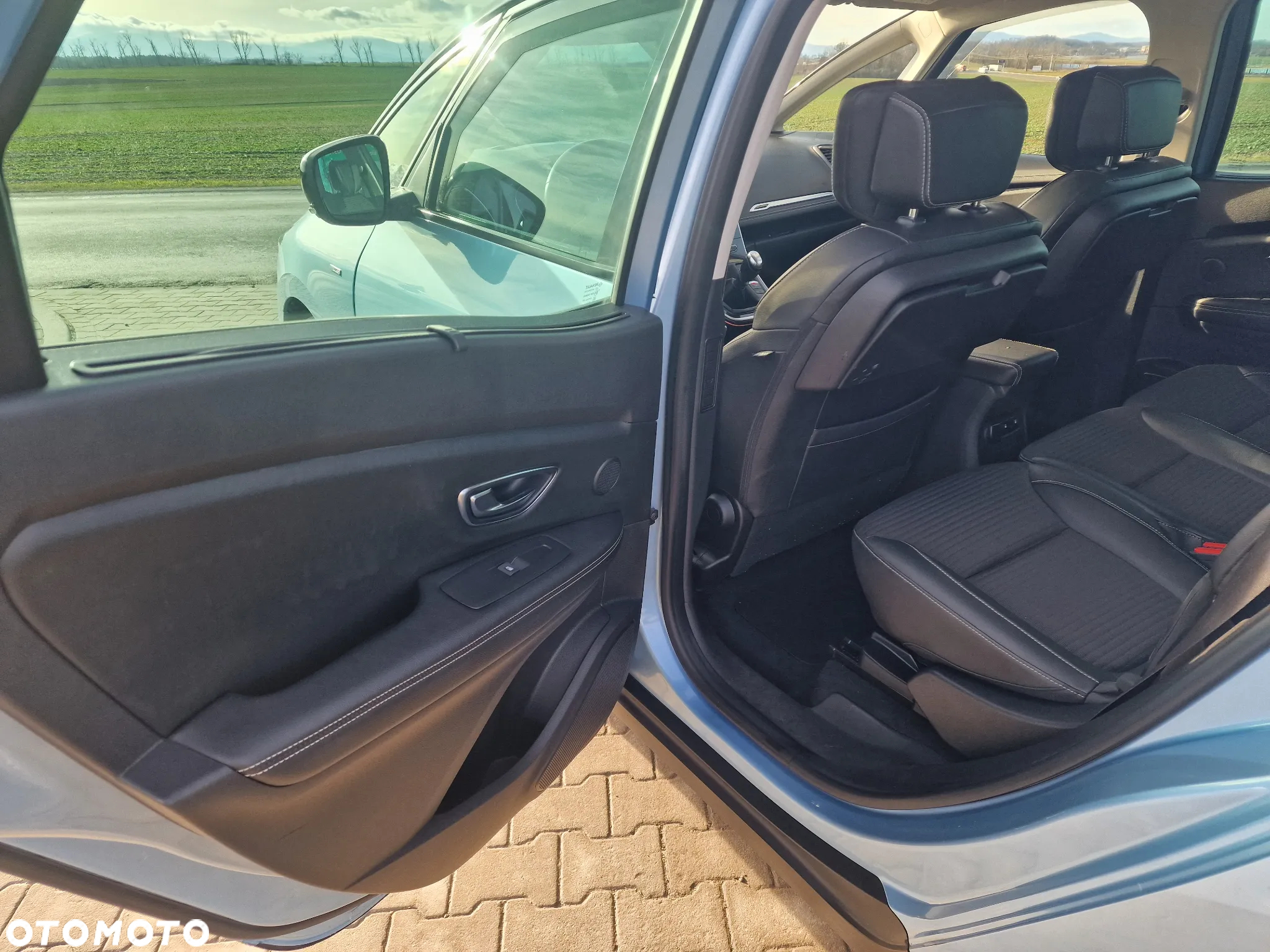 Renault Scenic 1.5 dCi Energy Bose EU6 - 22