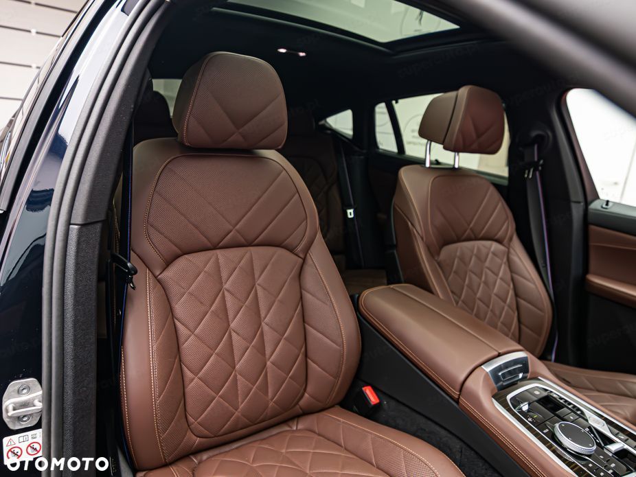 BMW X6 xDrive40i mHEV sport - 10
