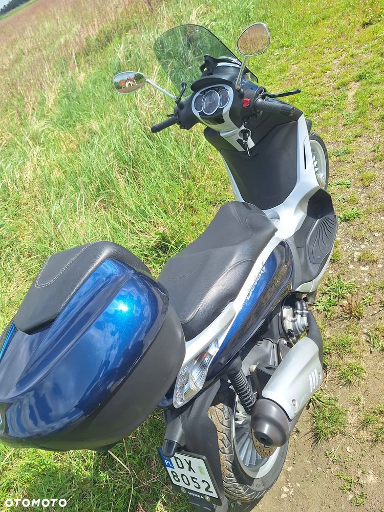 Piaggio Beverly - 9