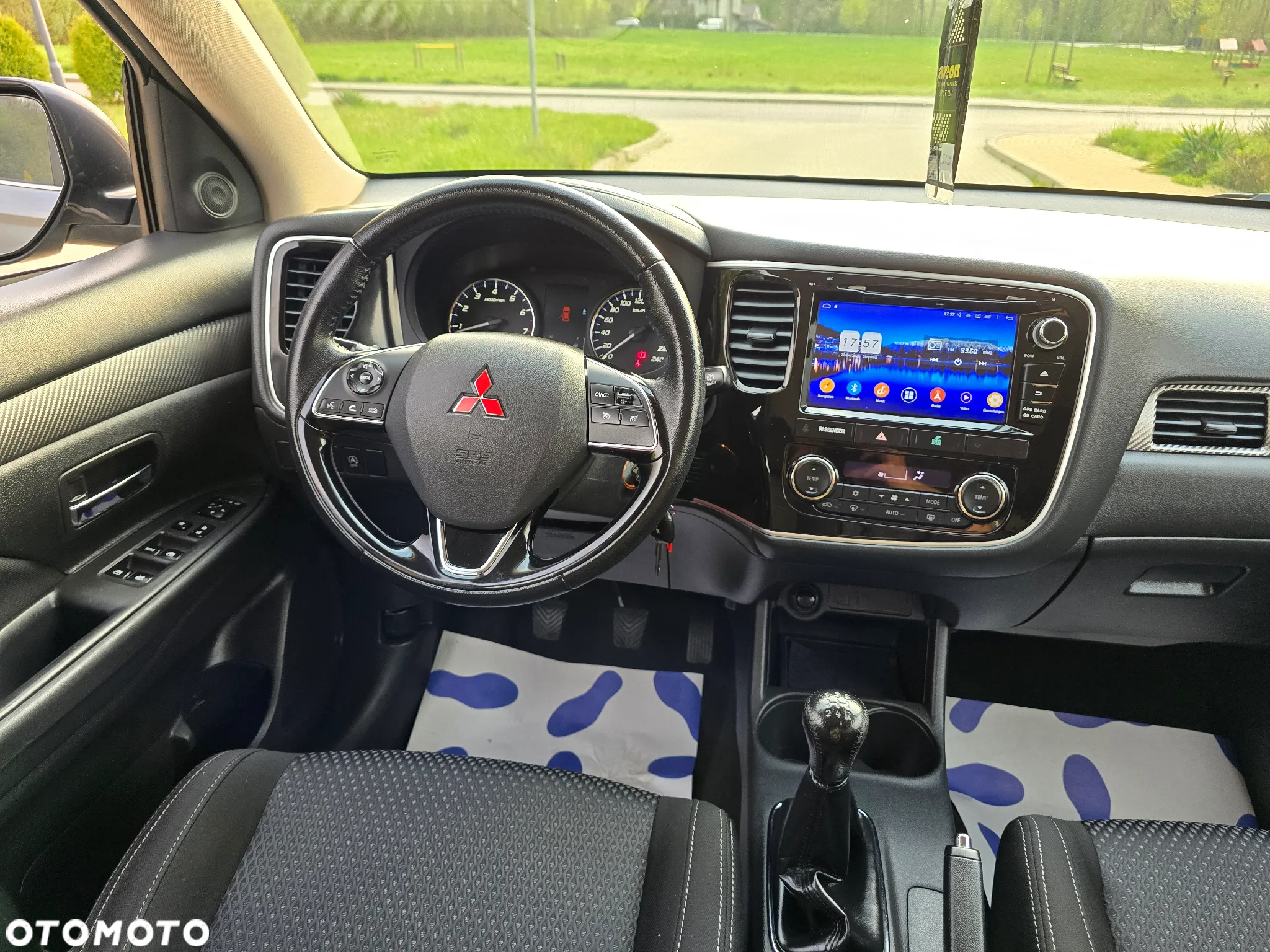 Mitsubishi Outlander 2.0 2WD Edition - 25