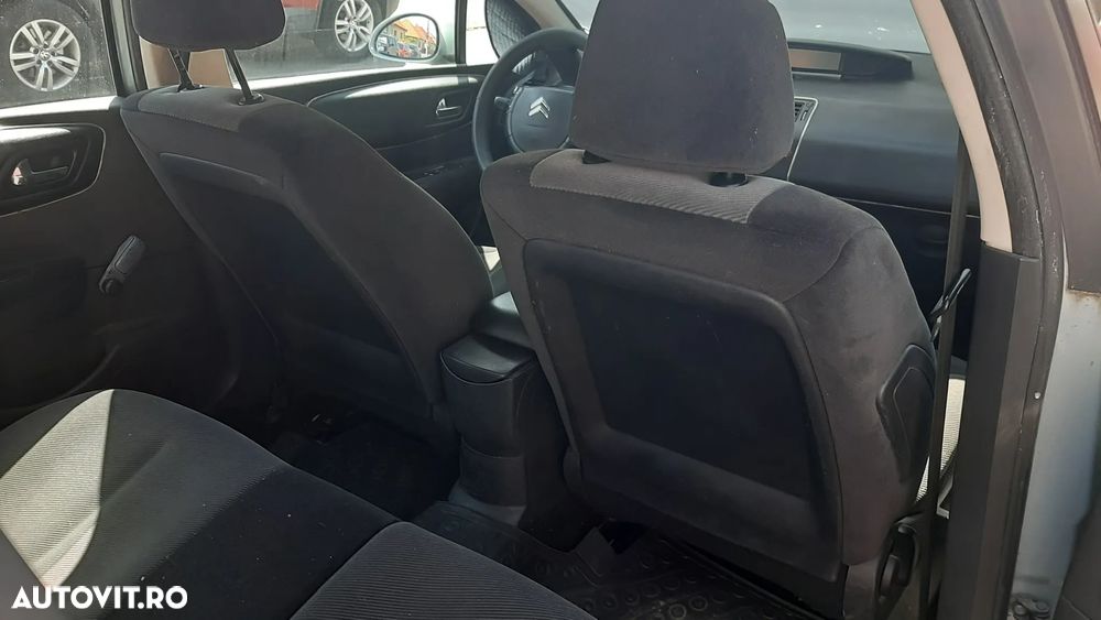 Citroën C4 - 11