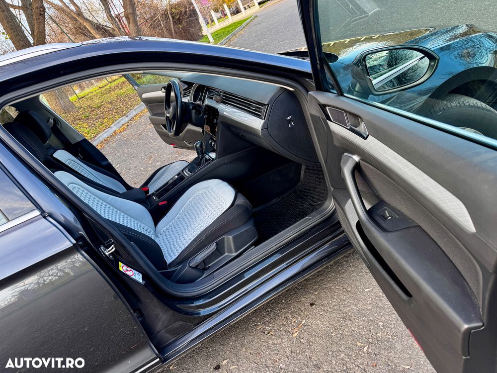 Volkswagen Passat - 10