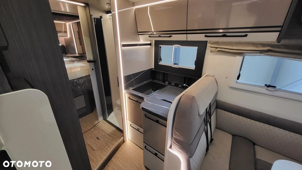 McLOUIS Nevis 879 - 5 osobowy - 20