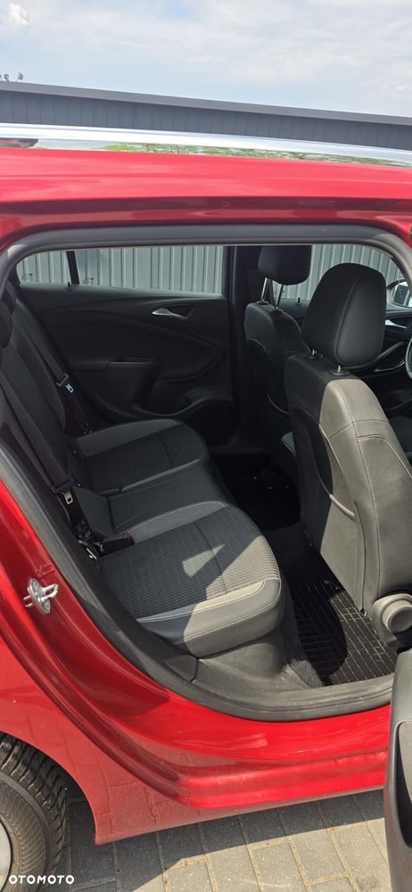 Opel Astra 1.2 T Business Elegance S&S - 20