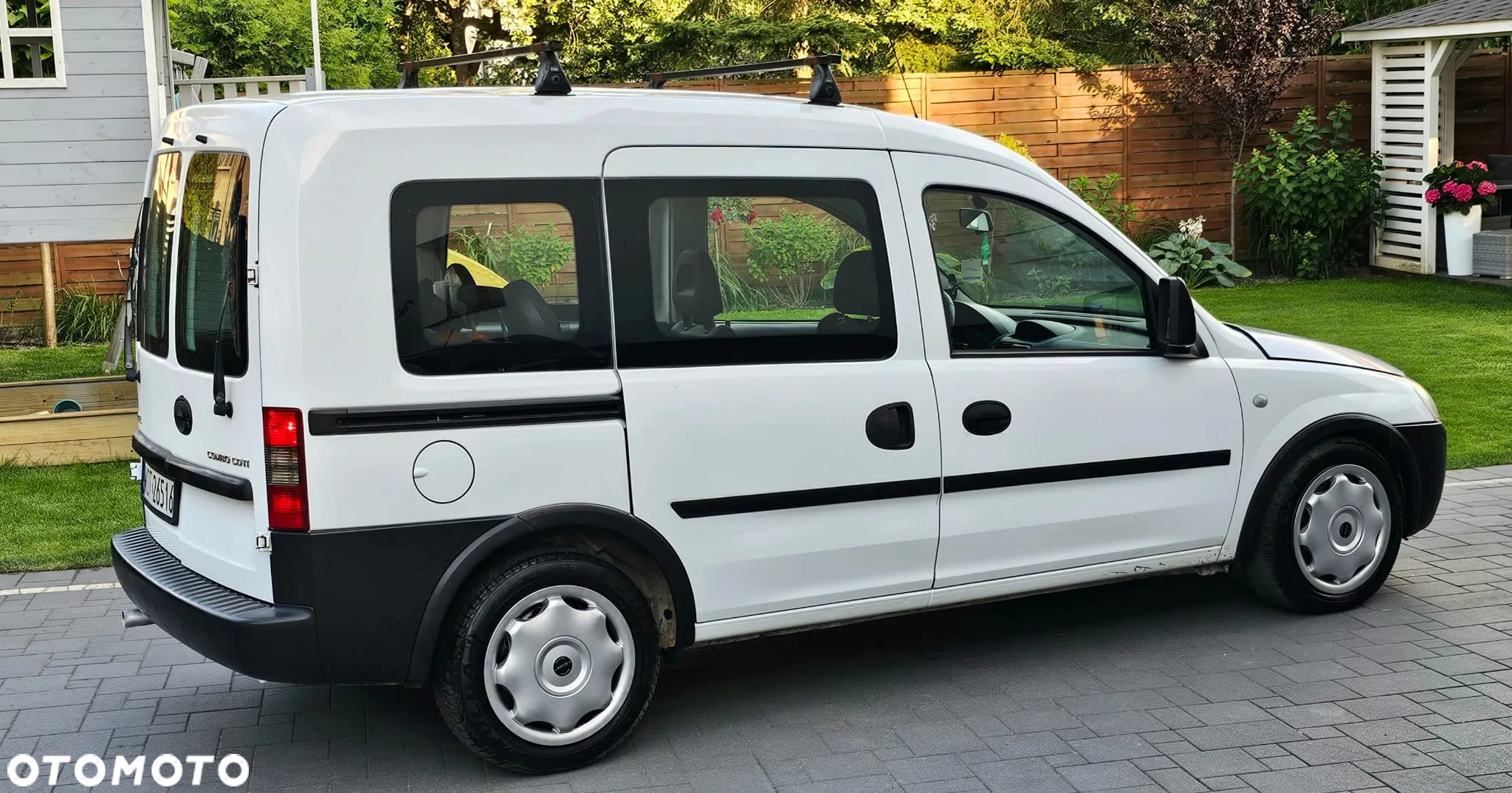Opel Combo Tour 1.3 CDTI Enjoy - 16