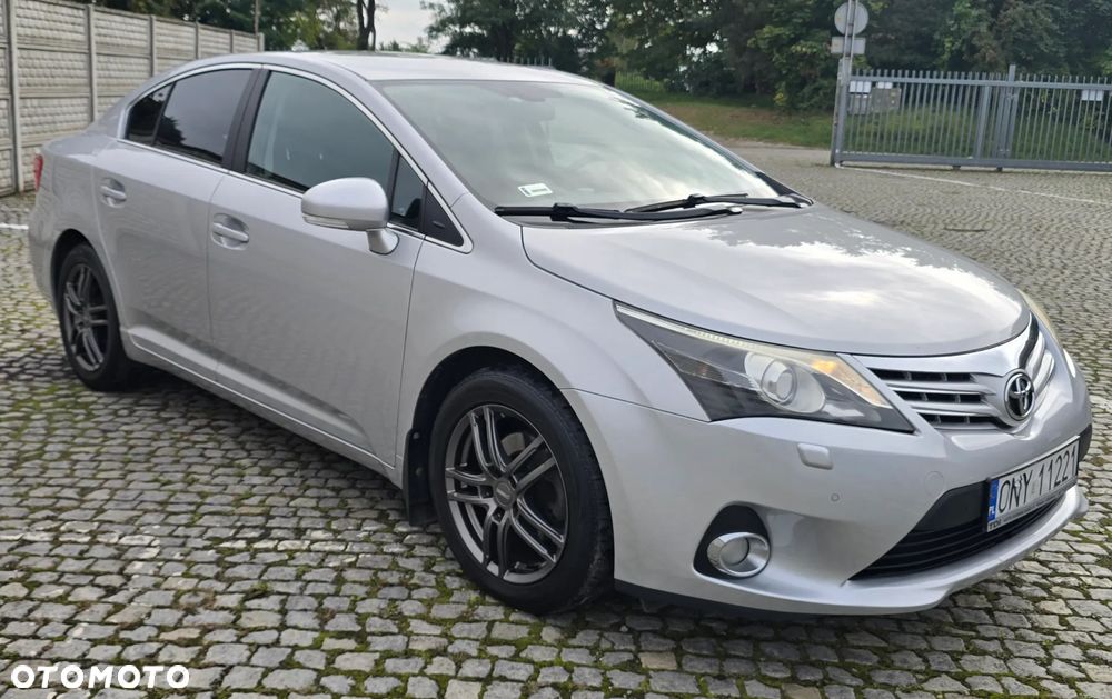 Toyota Avensis 2.0 D-4D Sol+NAVI - 3