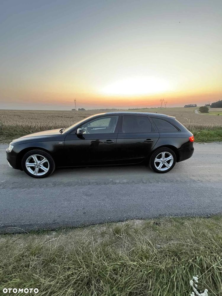 Audi A4 Limousine - 3
