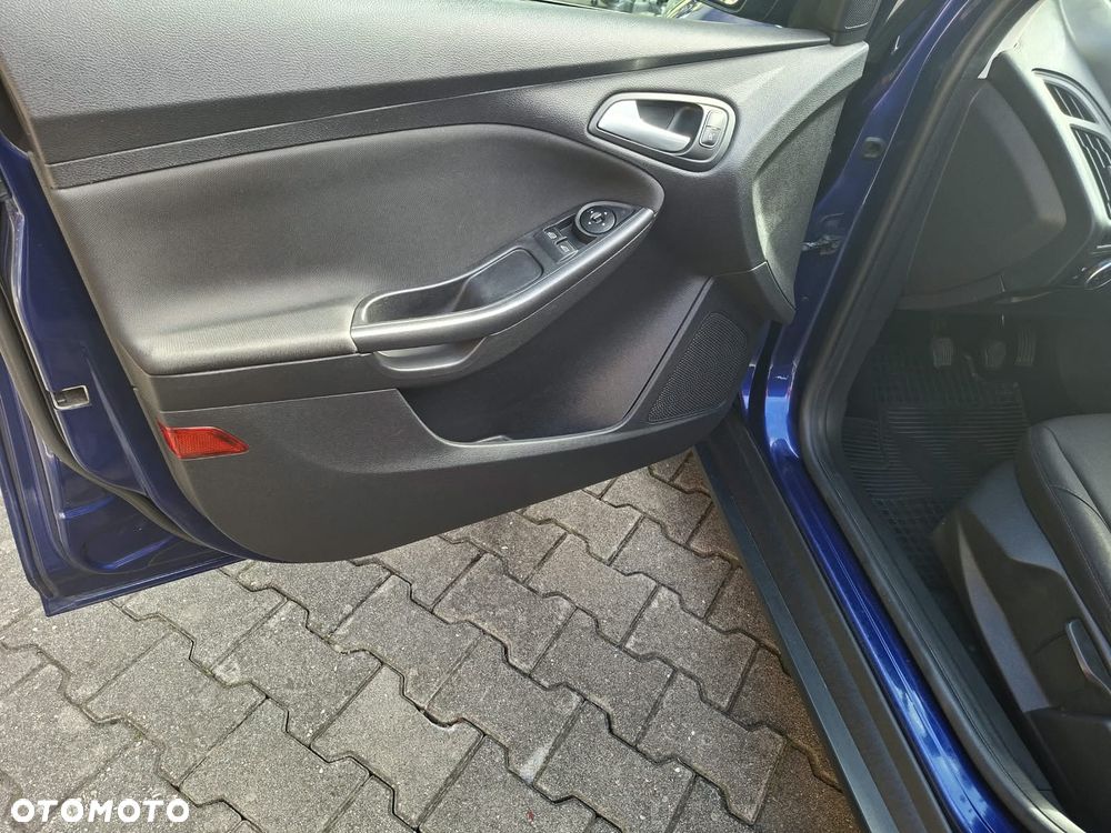 Ford Focus 1.5 TDCi DPF Start-Stopp-System Business - 12
