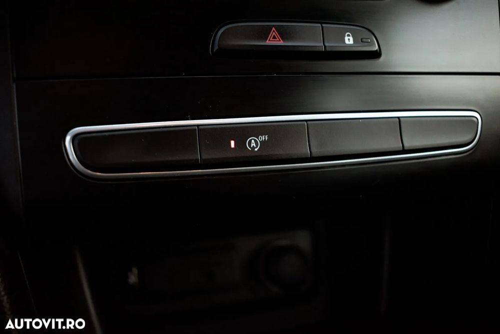 Renault Megane TCE 114 GPF Zen - 28