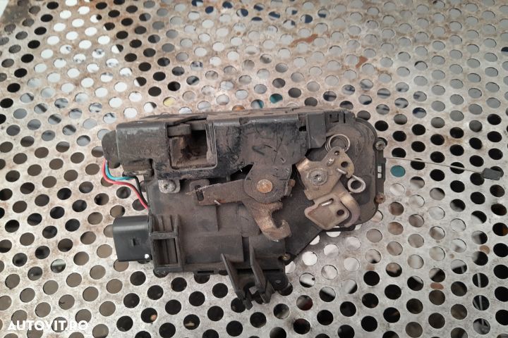 BROASCA USA STANGA FATA 8N1837015 MX1253 Audi TT - 2