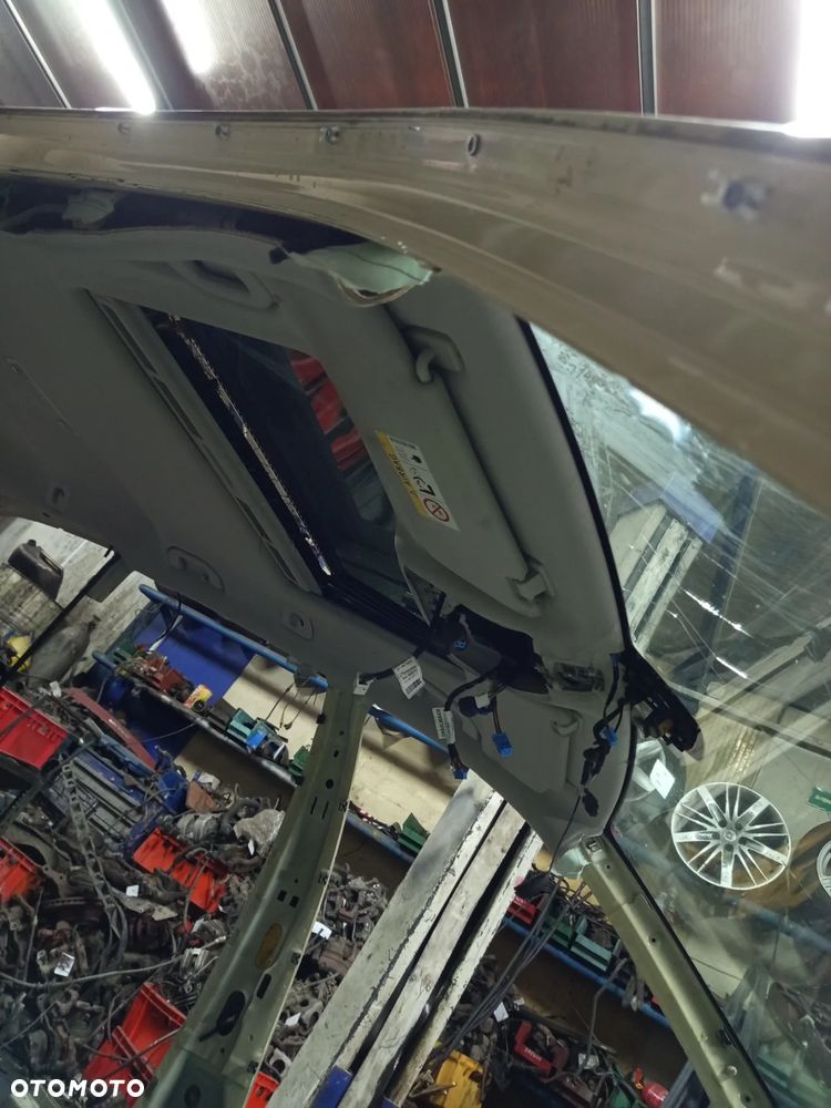 SOLARDACH Z PODSUFITKĄ MERCEDES W212 KOMBI - 4