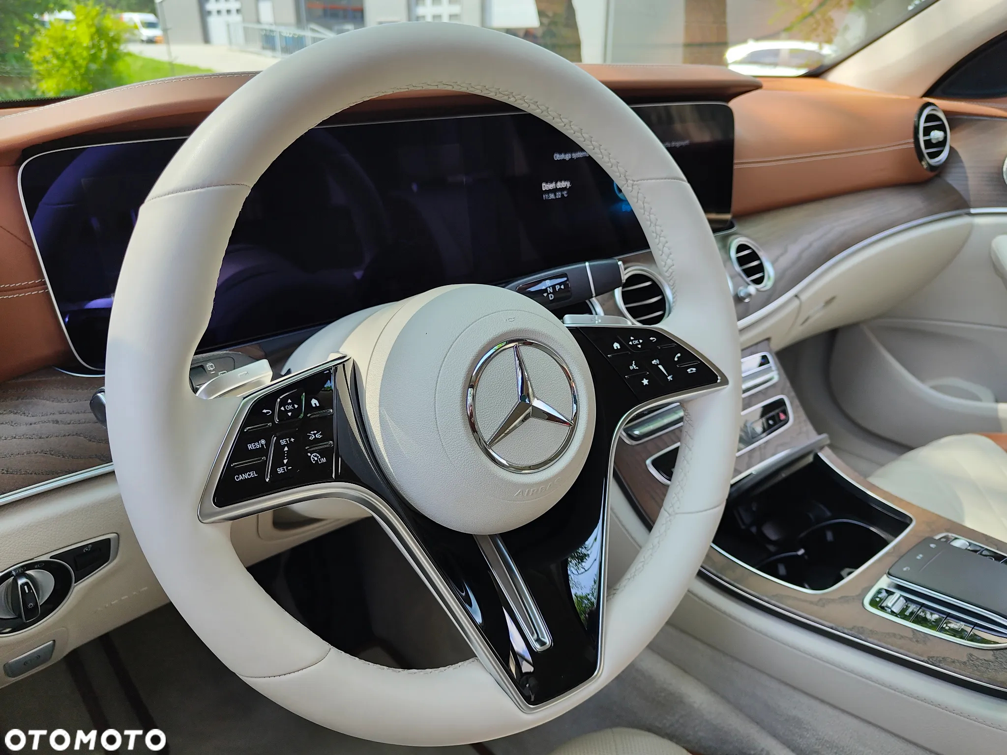 Mercedes-Benz Klasa E 300 d 9G-TRONIC - 11