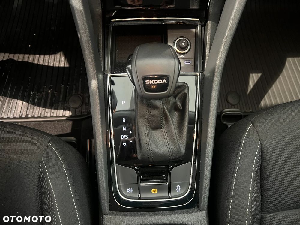 Skoda Karoq 1.5 TSI ACT Edition 130 DSG - 19