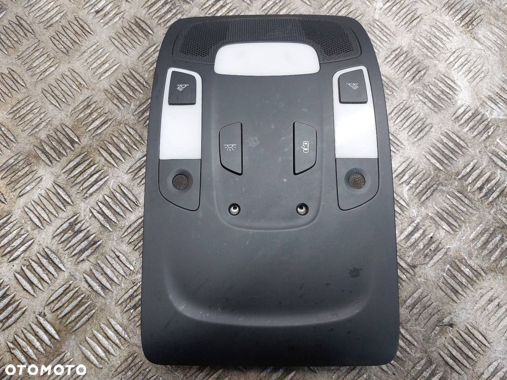 LAMPKA PODSUFITKI AUDI A6 C7 4G0947135 4G0951177 - 1
