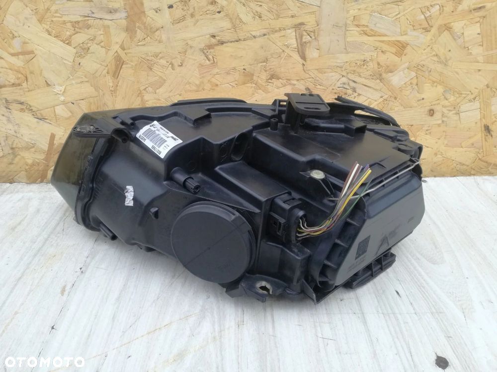 Audi A5 8T lampa reflektor prawa soczewka Anglik 07/11 - 2