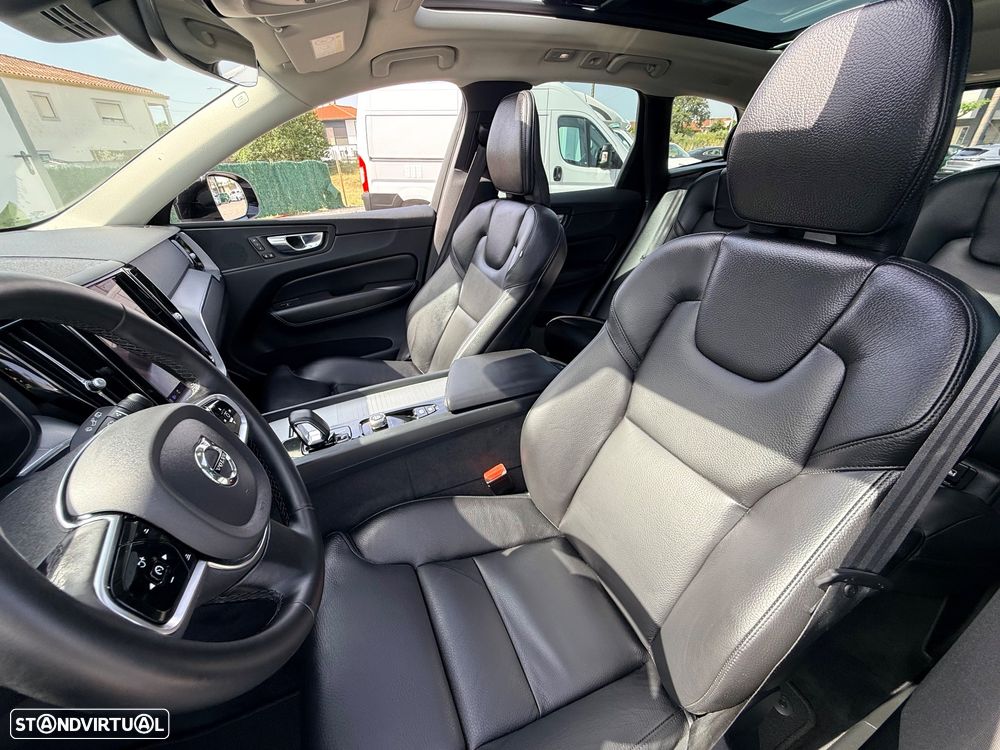 Volvo XC 60 2.0 T6 PHEV R-Design Expression AWD - 26