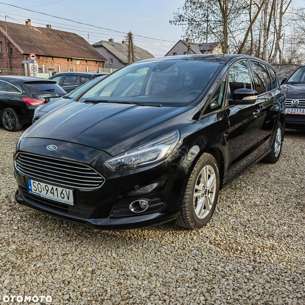 Ford S-Max - 32
