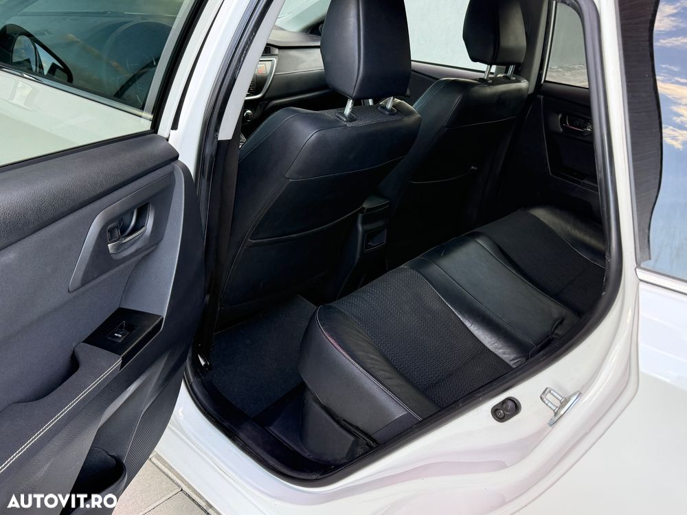 Toyota Auris 1.8 L VVT-i Luna - 13