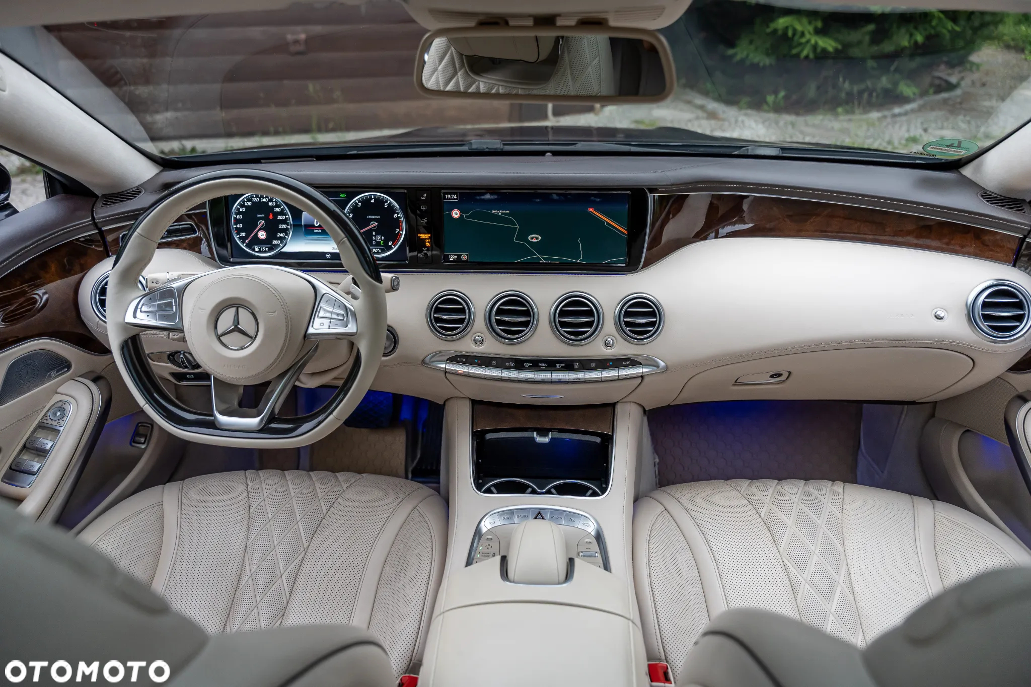 Mercedes-Benz Klasa S 500 Coupe 4-Matic 7G-TRONIC - 35