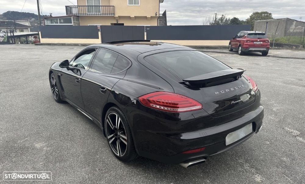 Porsche Panamera Standard - 10