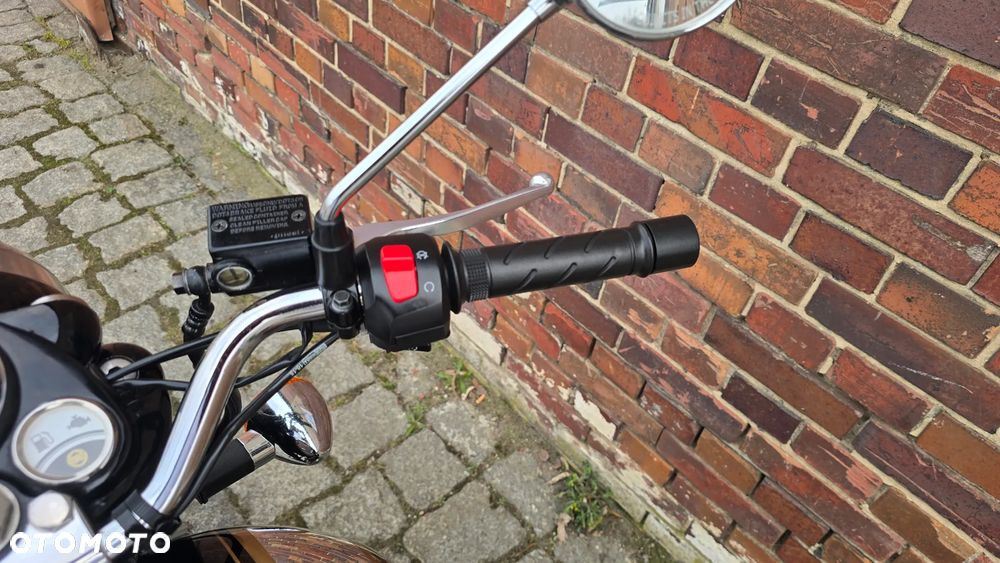 Royal Enfield Bullet - 12