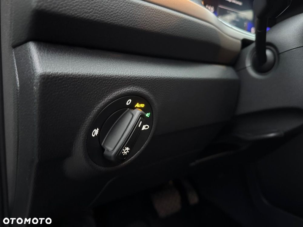 Volkswagen T-Roc 1.5 TSI Life Plus DSG - 21