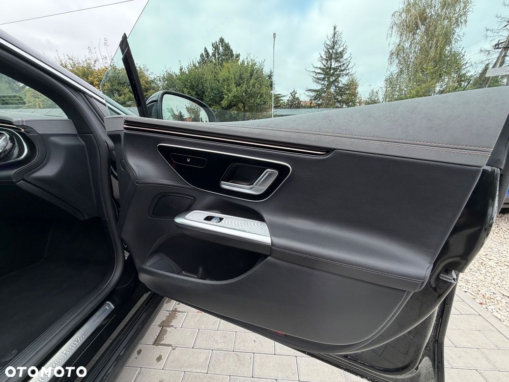 Mercedes-Benz EQE 350+ 90.5kWh - 35