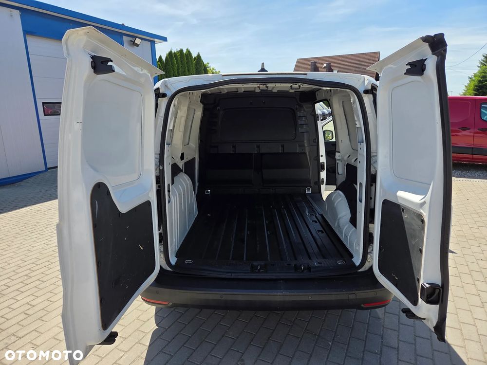 Volkswagen Caddy Maxi 2.0 TDI - 17