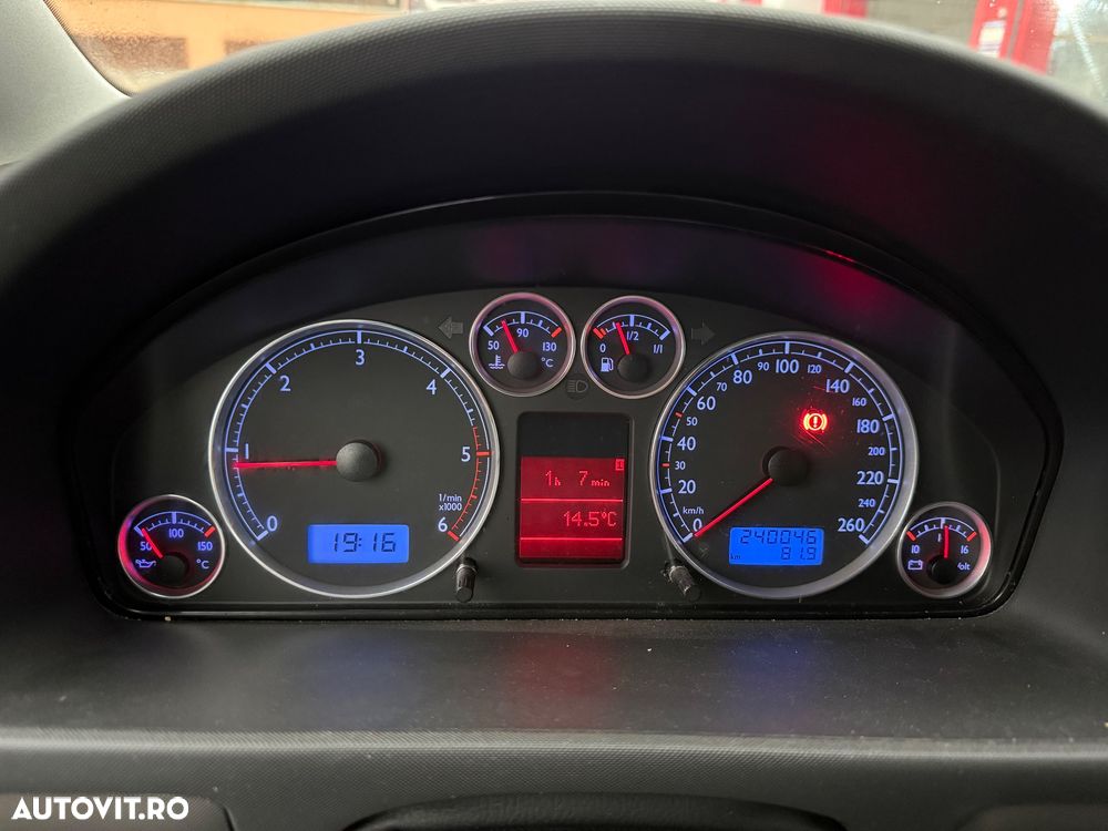 Volkswagen Sharan 1.9 TDI Comfortline - 12