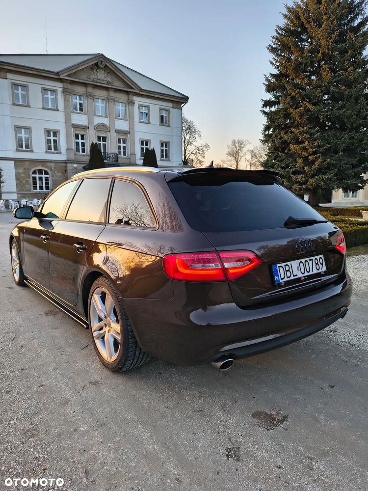 Audi A4 Avant 3.0 TDI DPF clean diesel quattro S tronic Ambition - 9