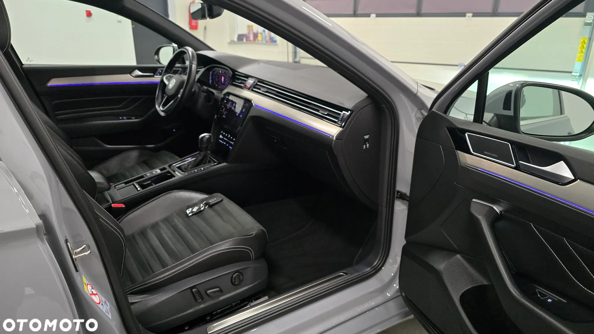 Volkswagen Passat 2.0 TDI SCR R-Line DSG - 8