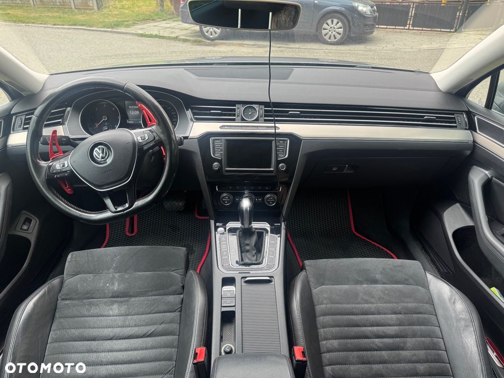 Volkswagen Passat 2.0 TDI Bi-Turbo BMT 4Mot Highline DSG - 20