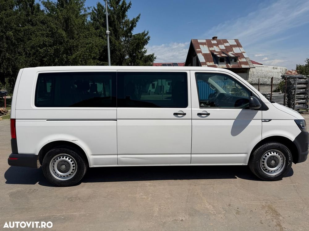 Volkswagen Multivan - 8