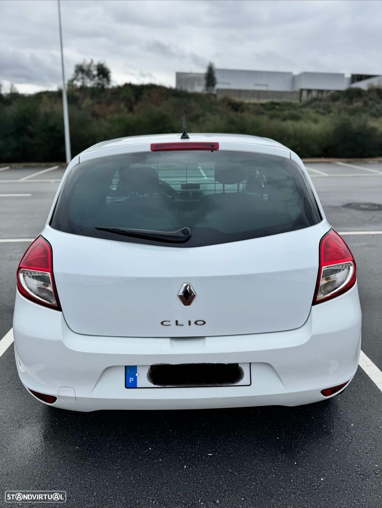 Renault Clio 1.5 dCi Dynamique - 3