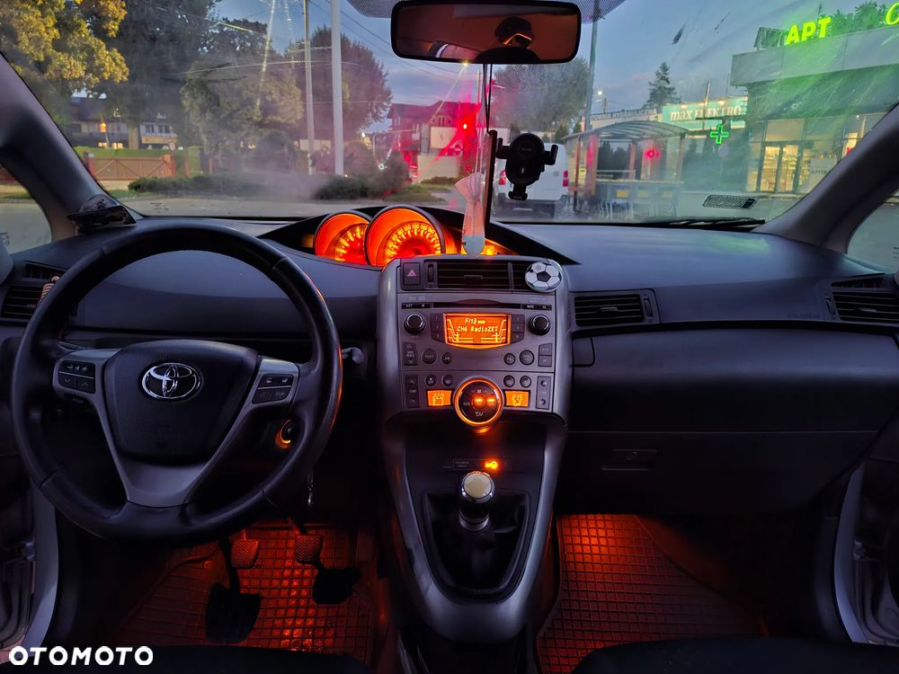 Toyota Verso 2.0 D-4D Sol 7os - 16