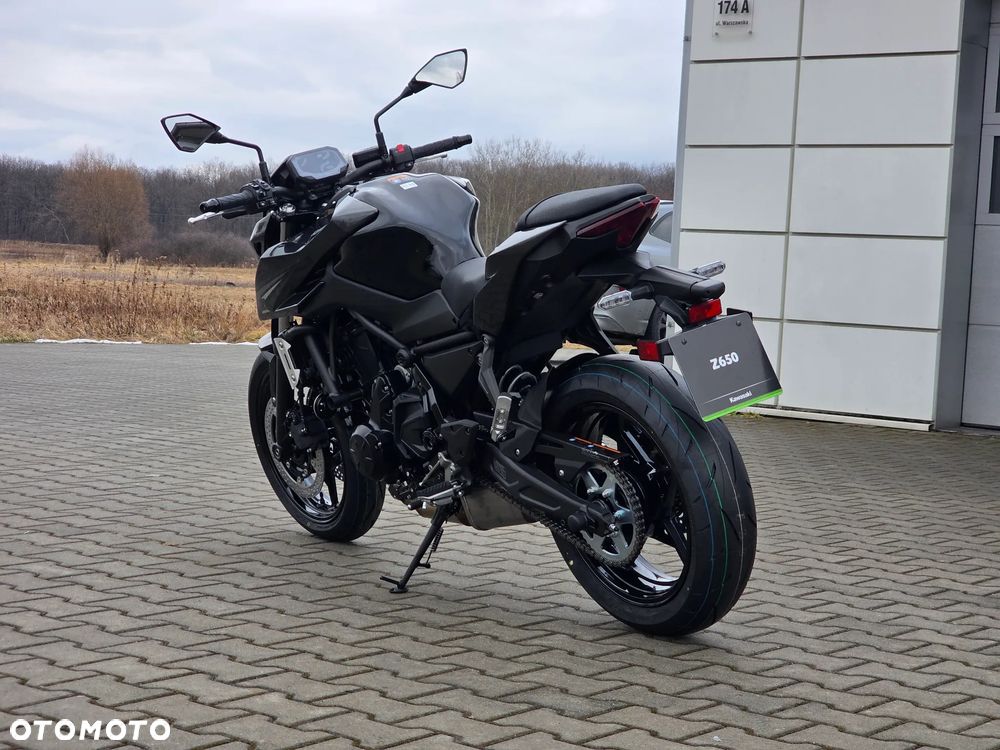 Kawasaki Z 650 - 12