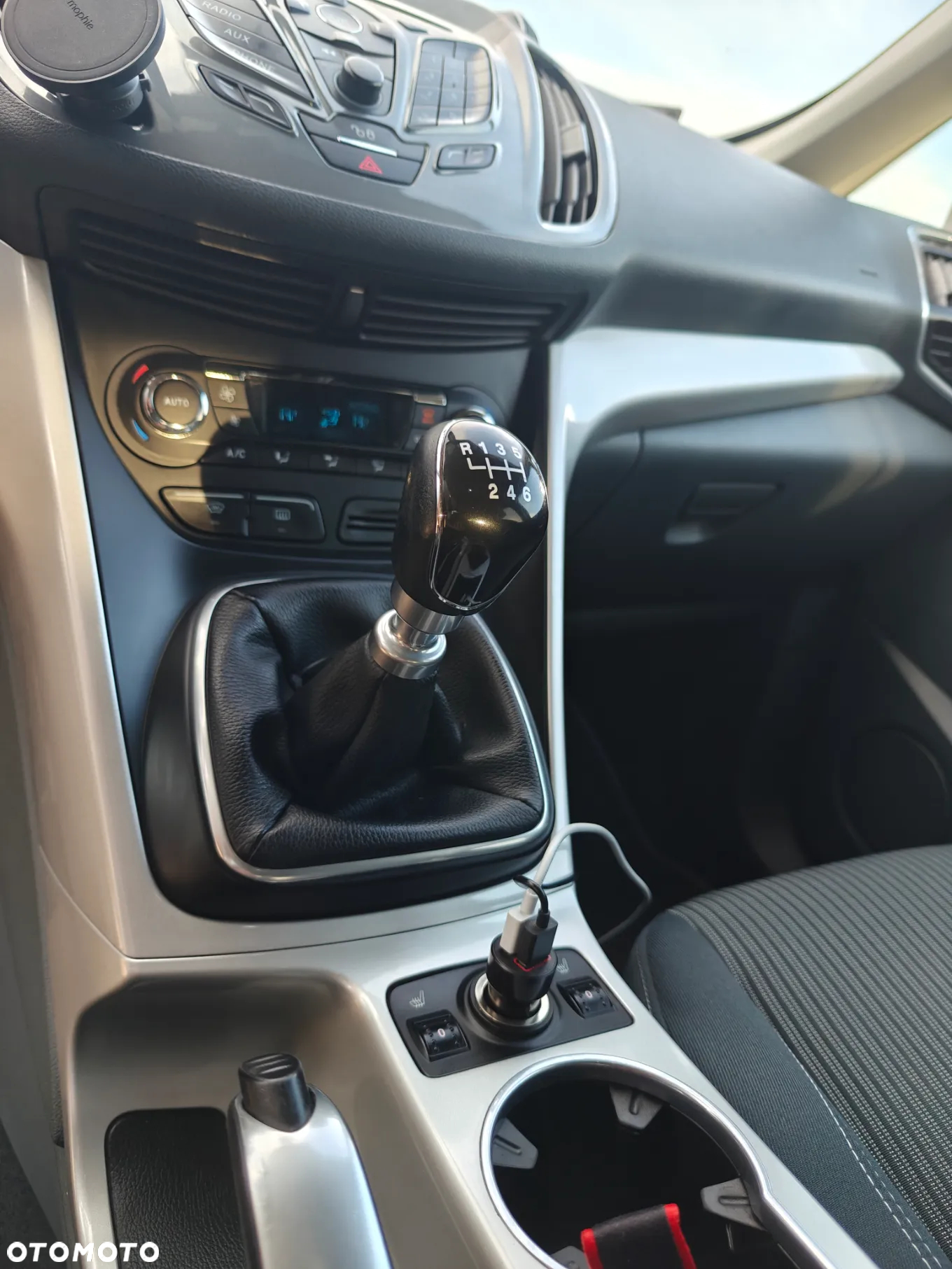 Ford C-MAX 2.0 TDCi Titanium - 14