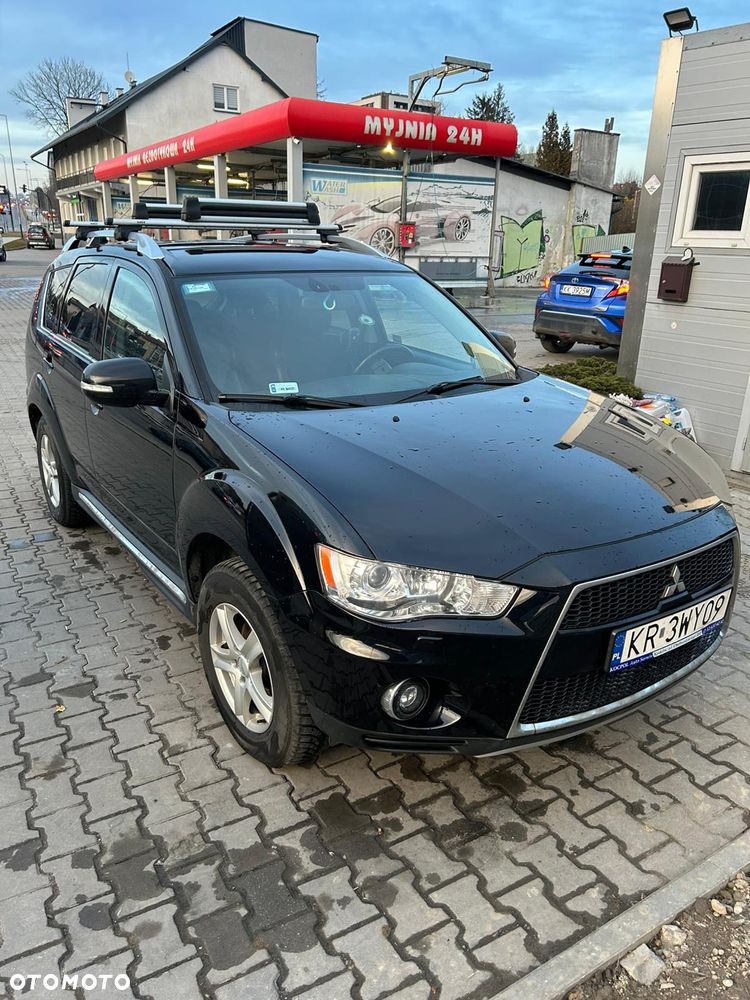Mitsubishi Outlander 2.0 DID Intense + - 3
