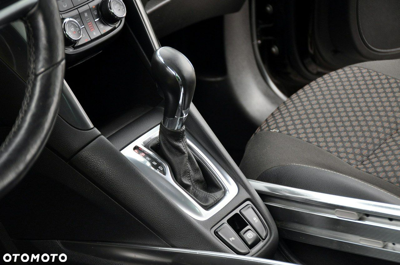 Opel Zafira - 35