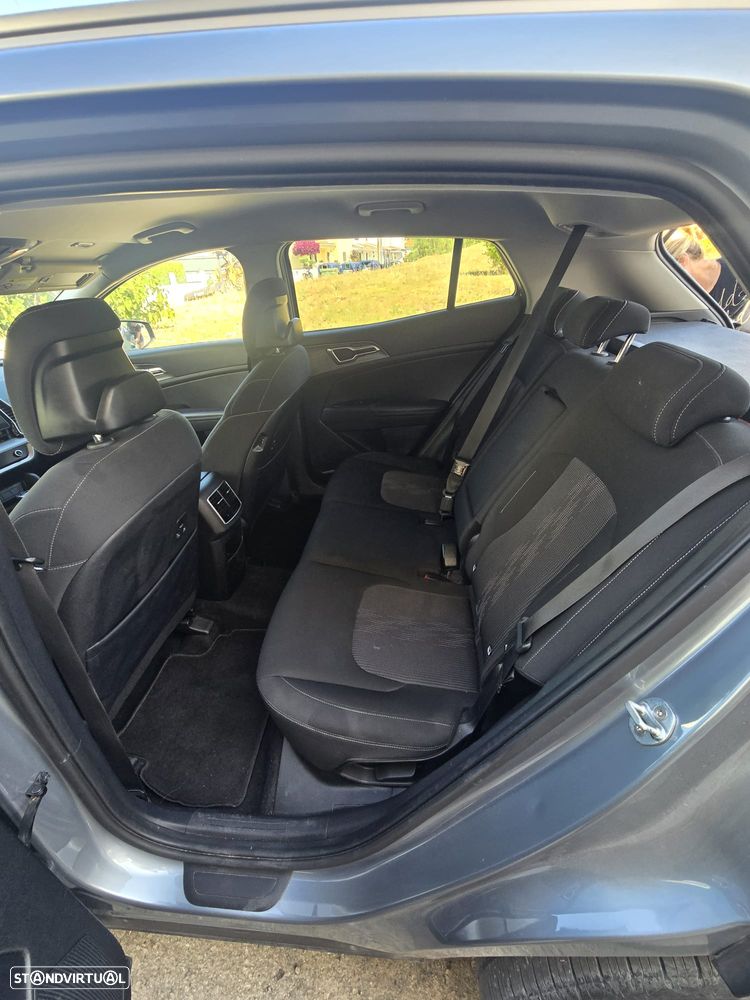 Kia Sportage 1.6 T-GDI Drive - 10